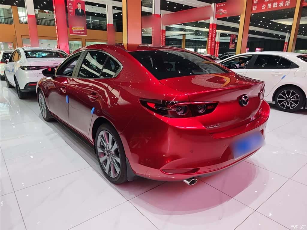 Mazda Mazda3, 2025 13