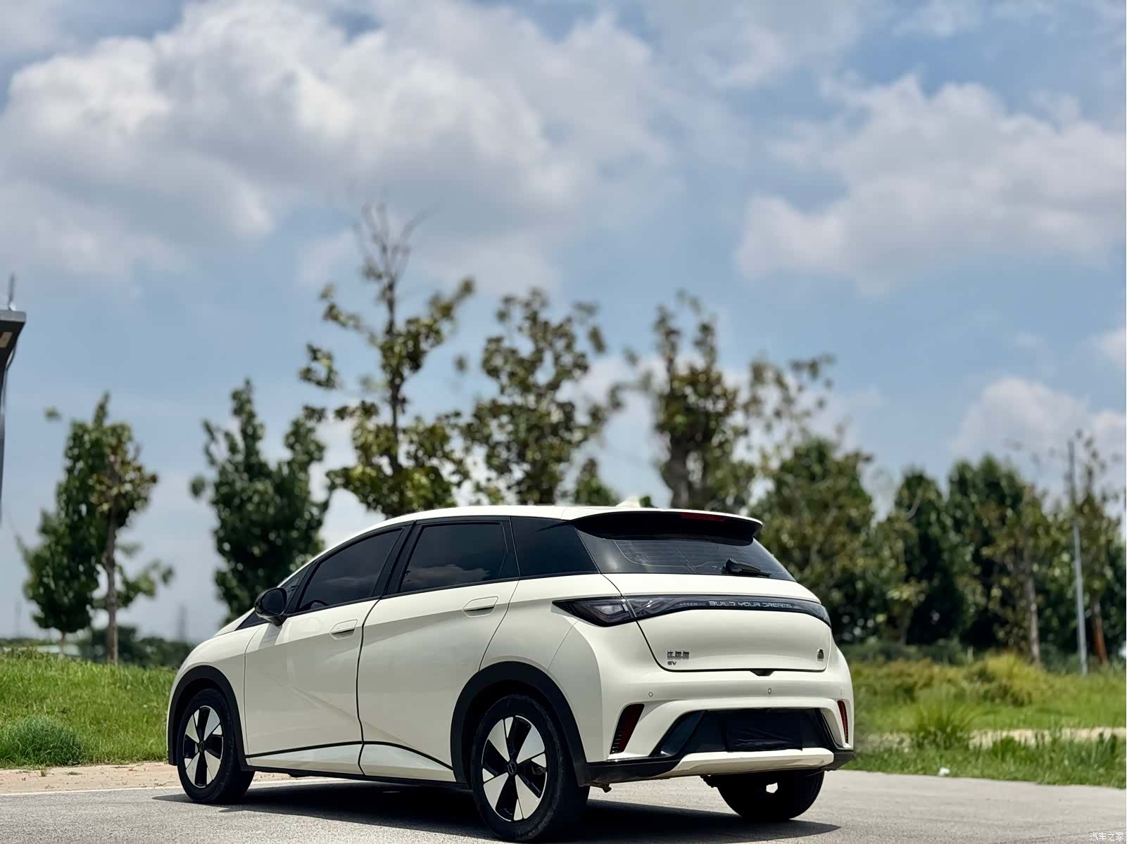 BYD Dolphin, 2023 9