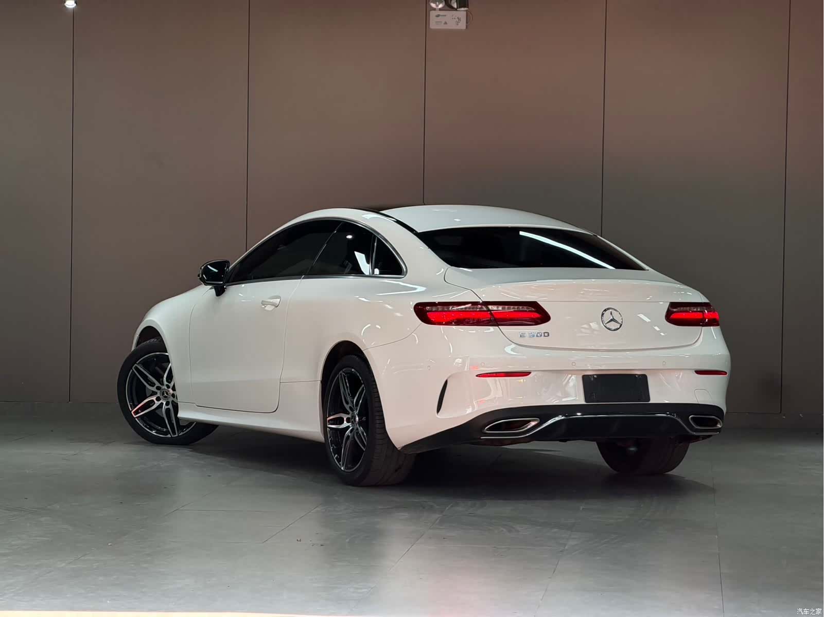 Mercedes-Benz E-Class, 2018 6