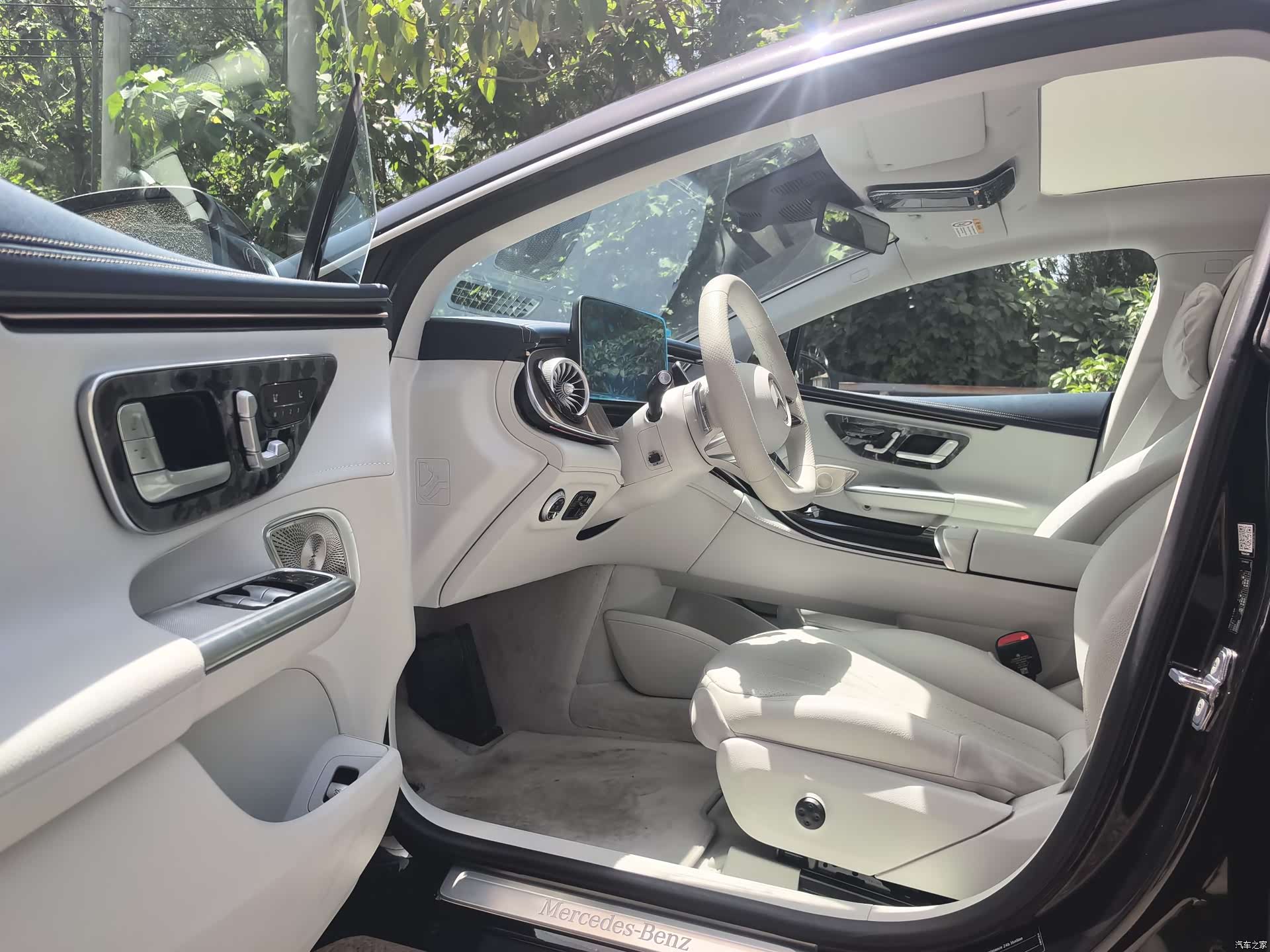 Mercedes-Benz EQE, 2025 4