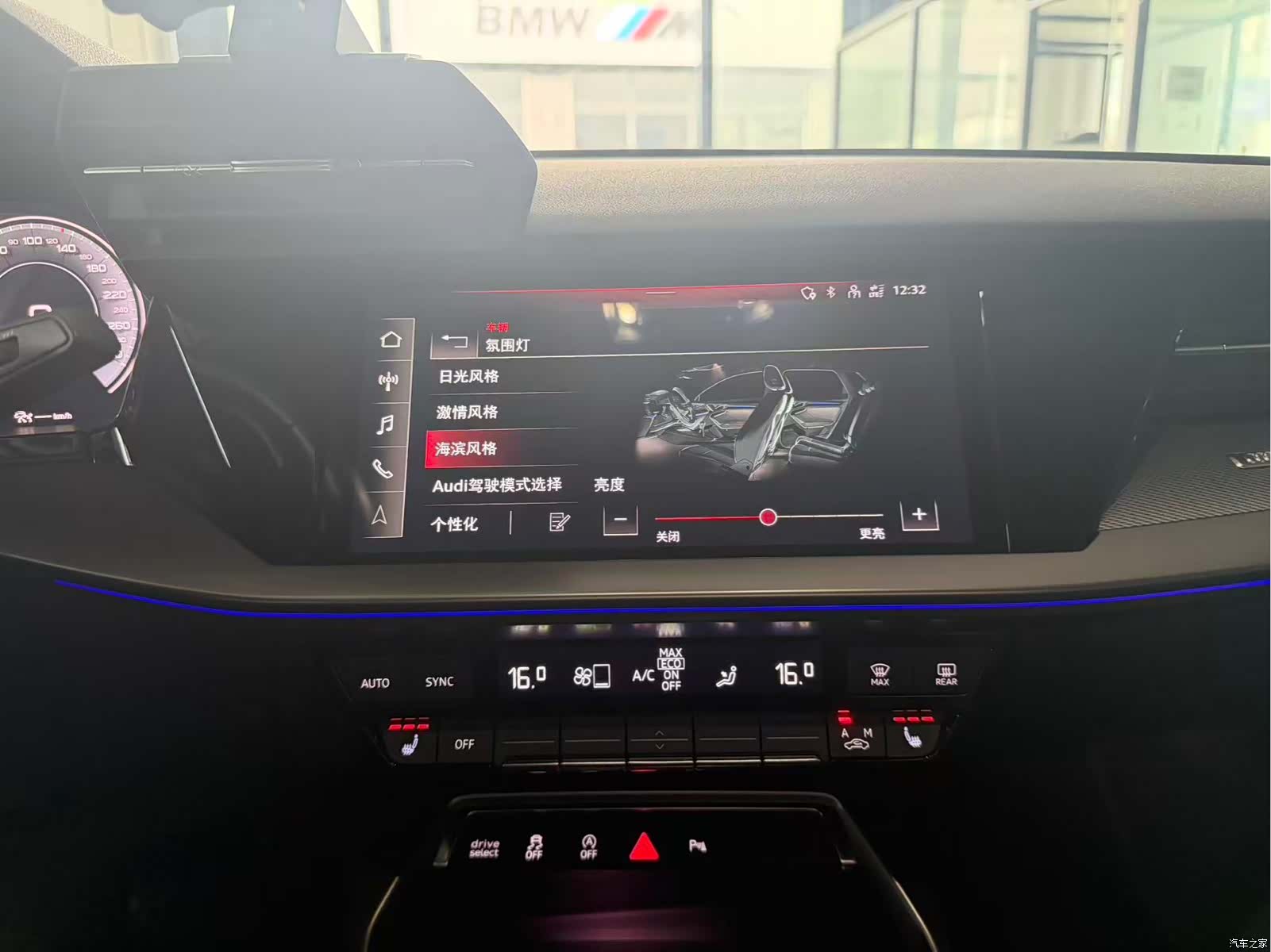 Audi A3, 2022 все фото