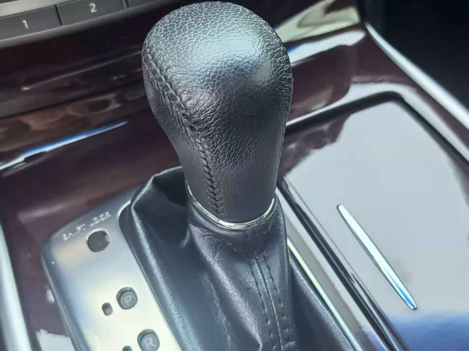 Infiniti Q70 Infiniti Q70