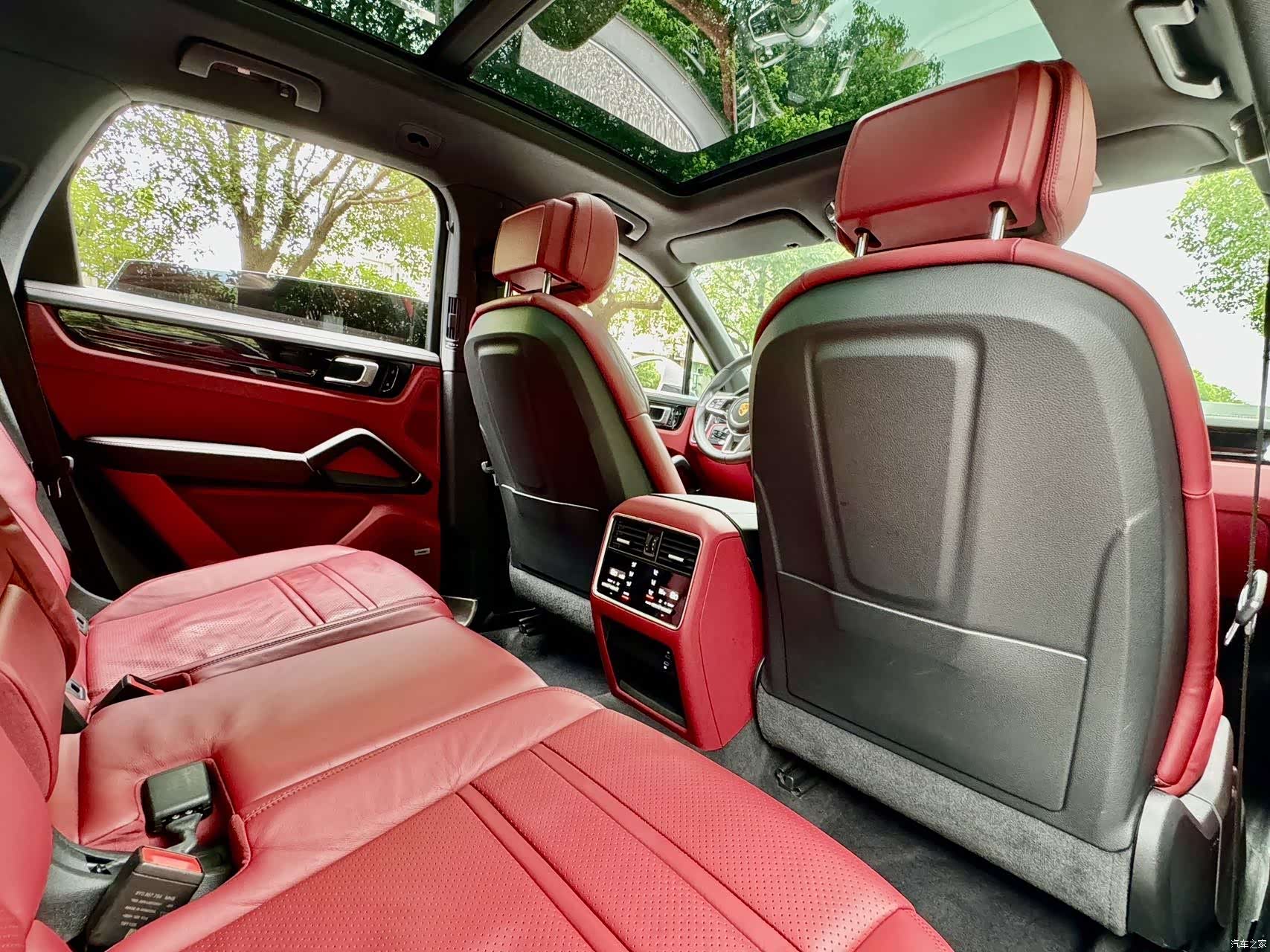 Porsche Cayenne, 2020 15