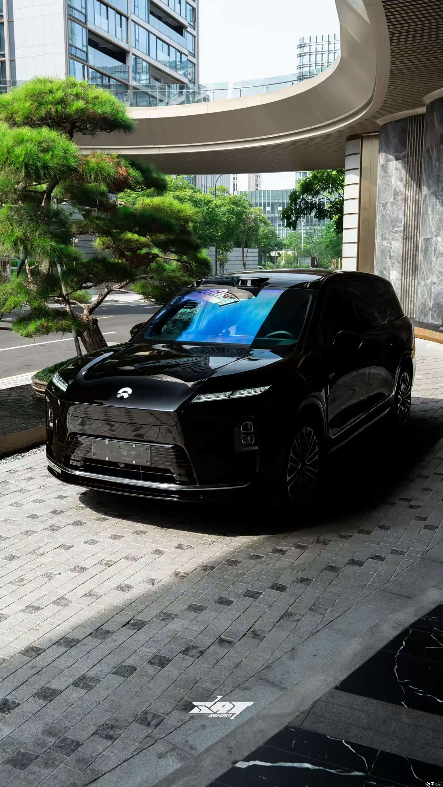 NIO ES8, 2025 1