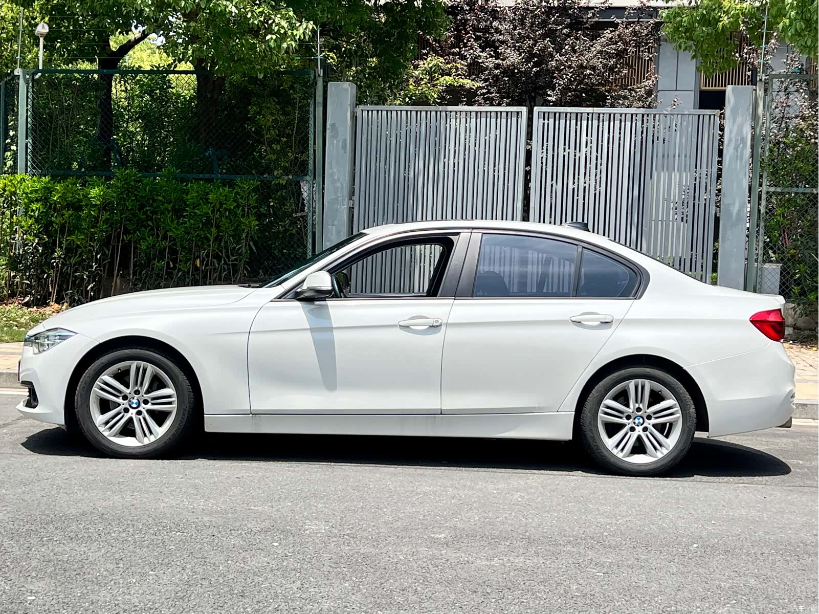 BMW 3 Series, 2017 8