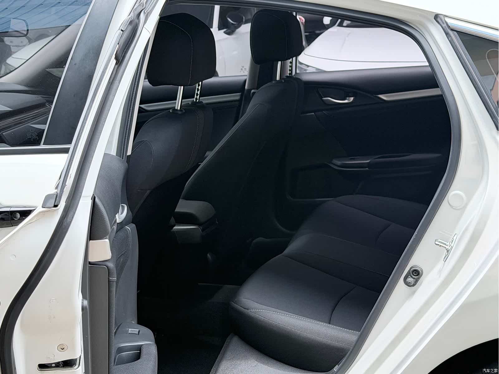 Honda Civic, 2019 8