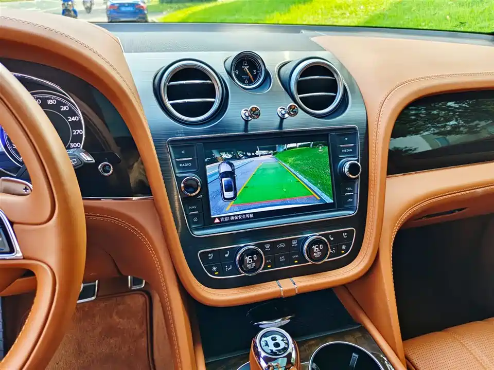 Bentley Tim Yue Bentley Tim Yue