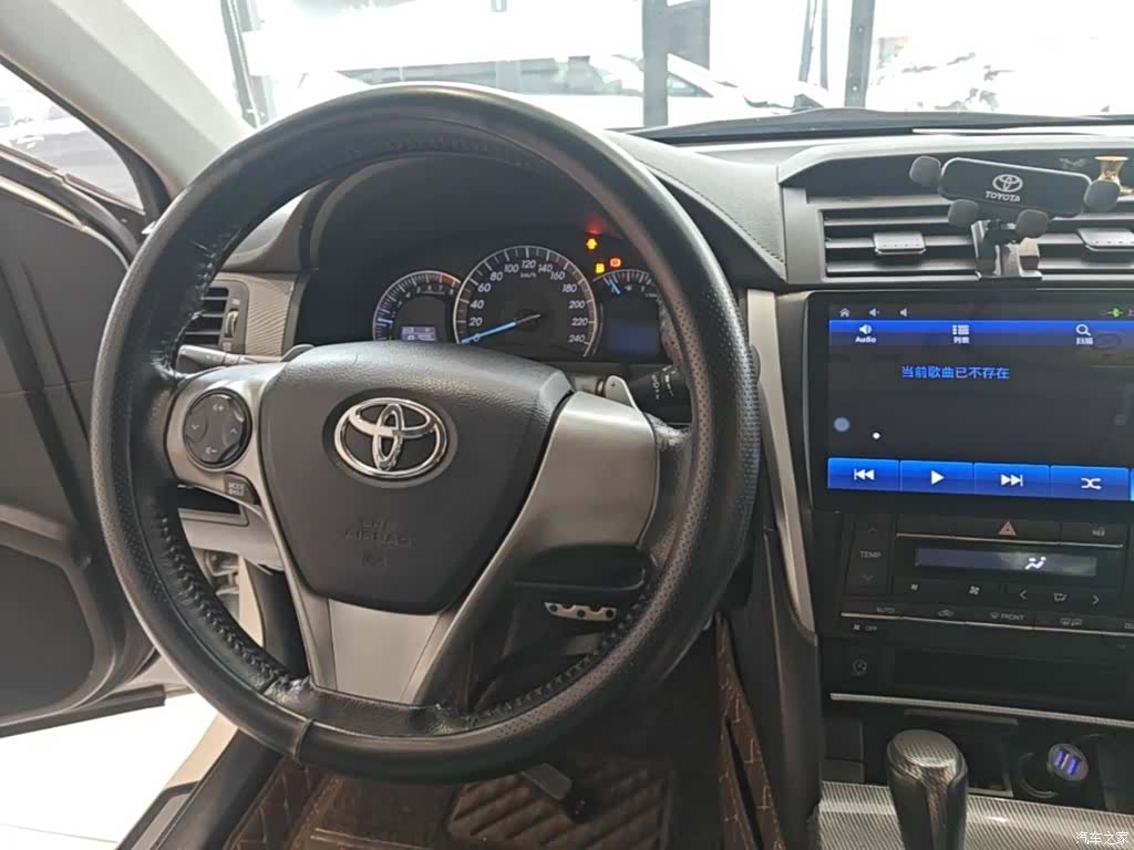 Toyota Camry, 2017 11