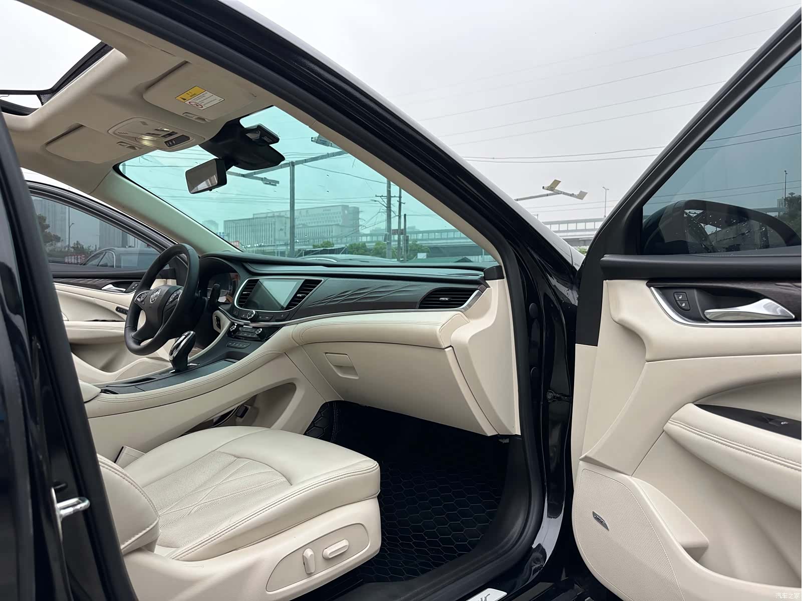 Buick LaCrosse, 2022 12