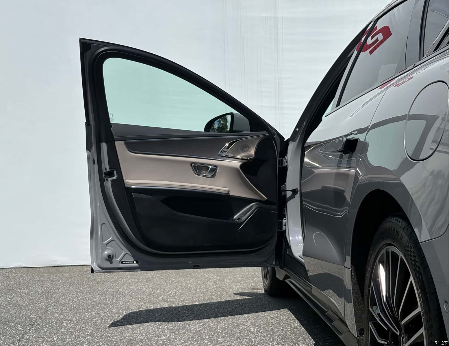 BYD Han, 2024 19