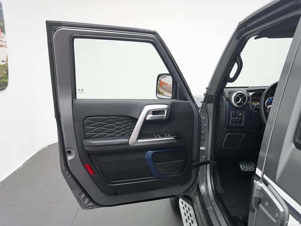 BAIC BJ40, 2023 8