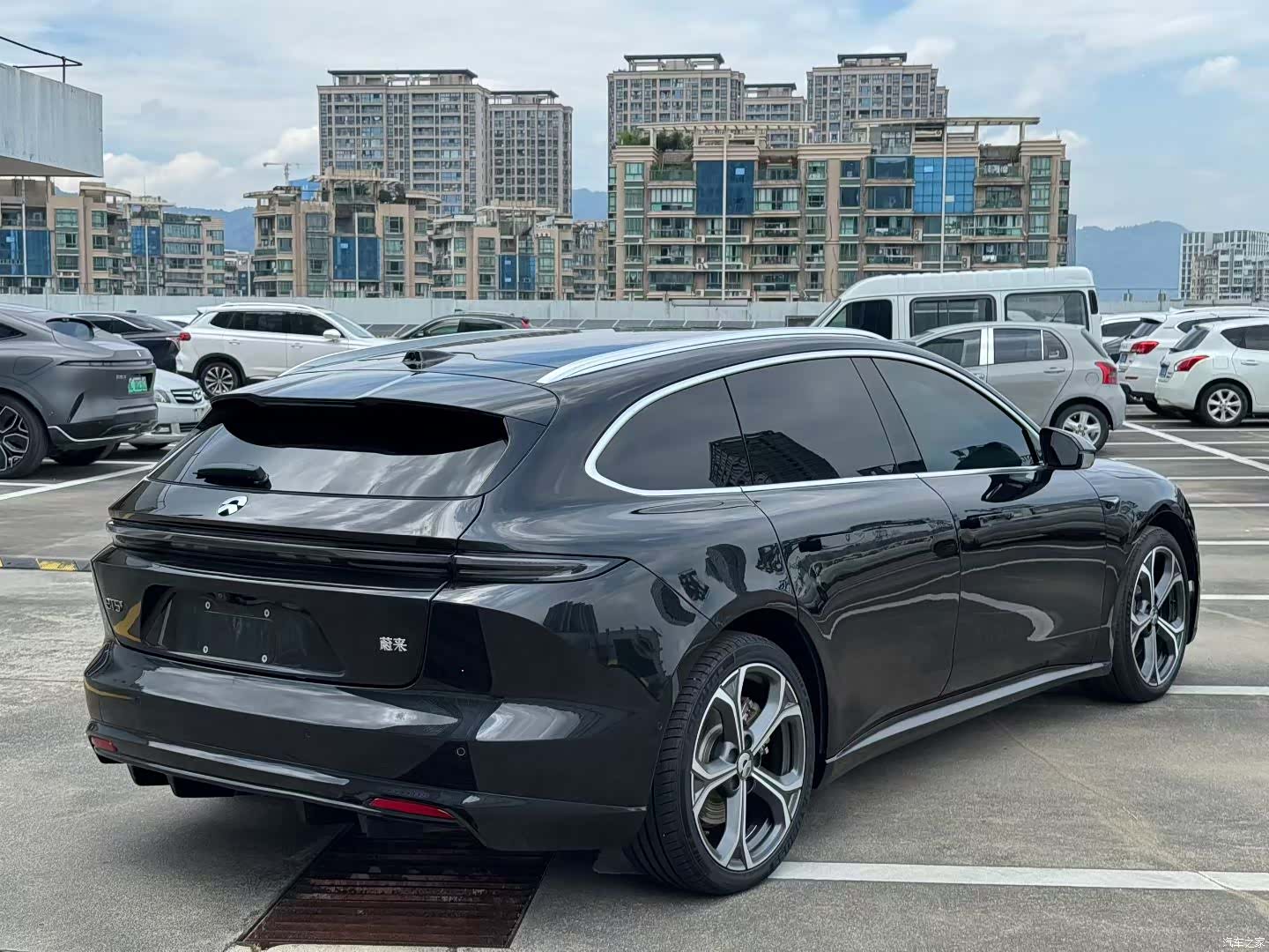NIO ET5, 2025 все фото
