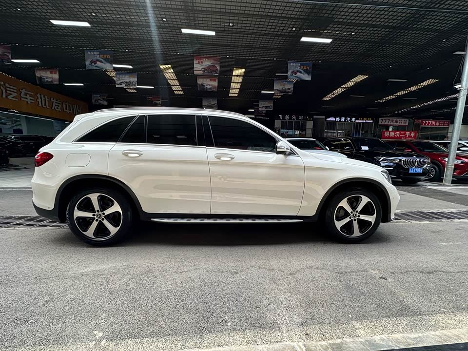 Mercedes-Benz GLC Mercedes-Benz GLC