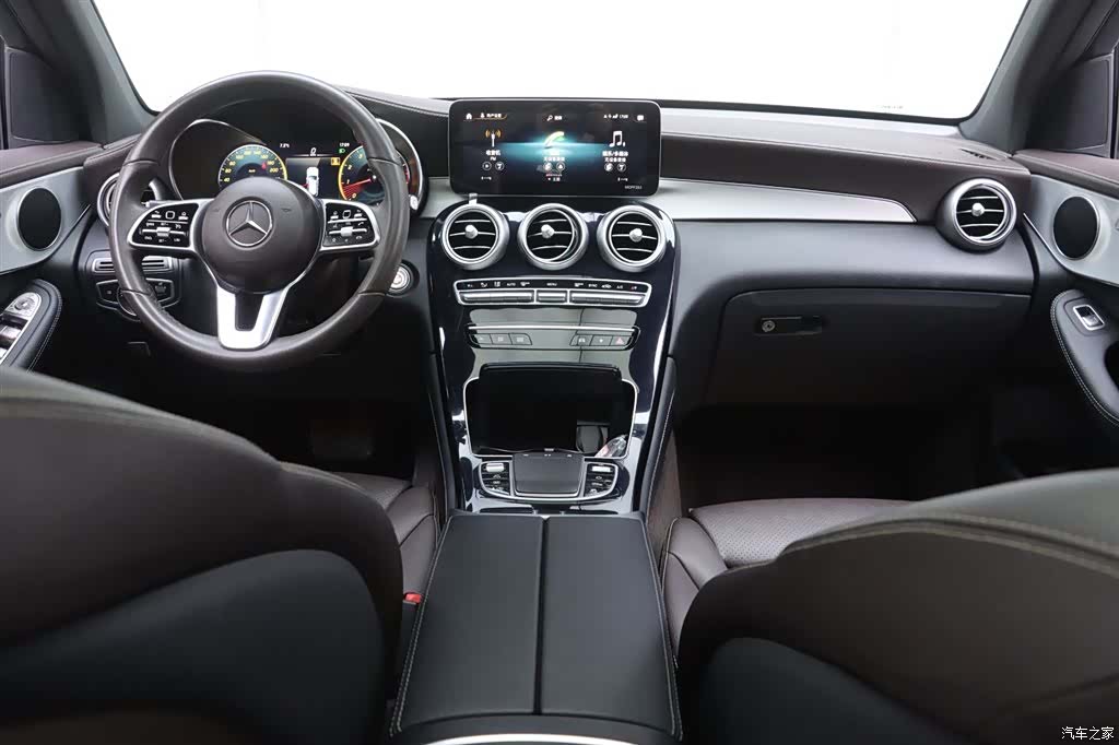 Mercedes-Benz GLC, 2021 26