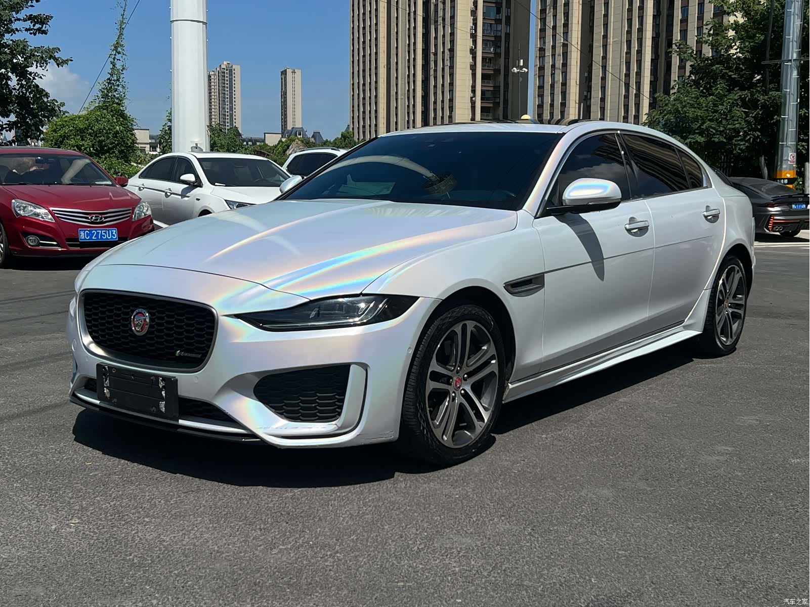 Land Rover XEL, 2020 1