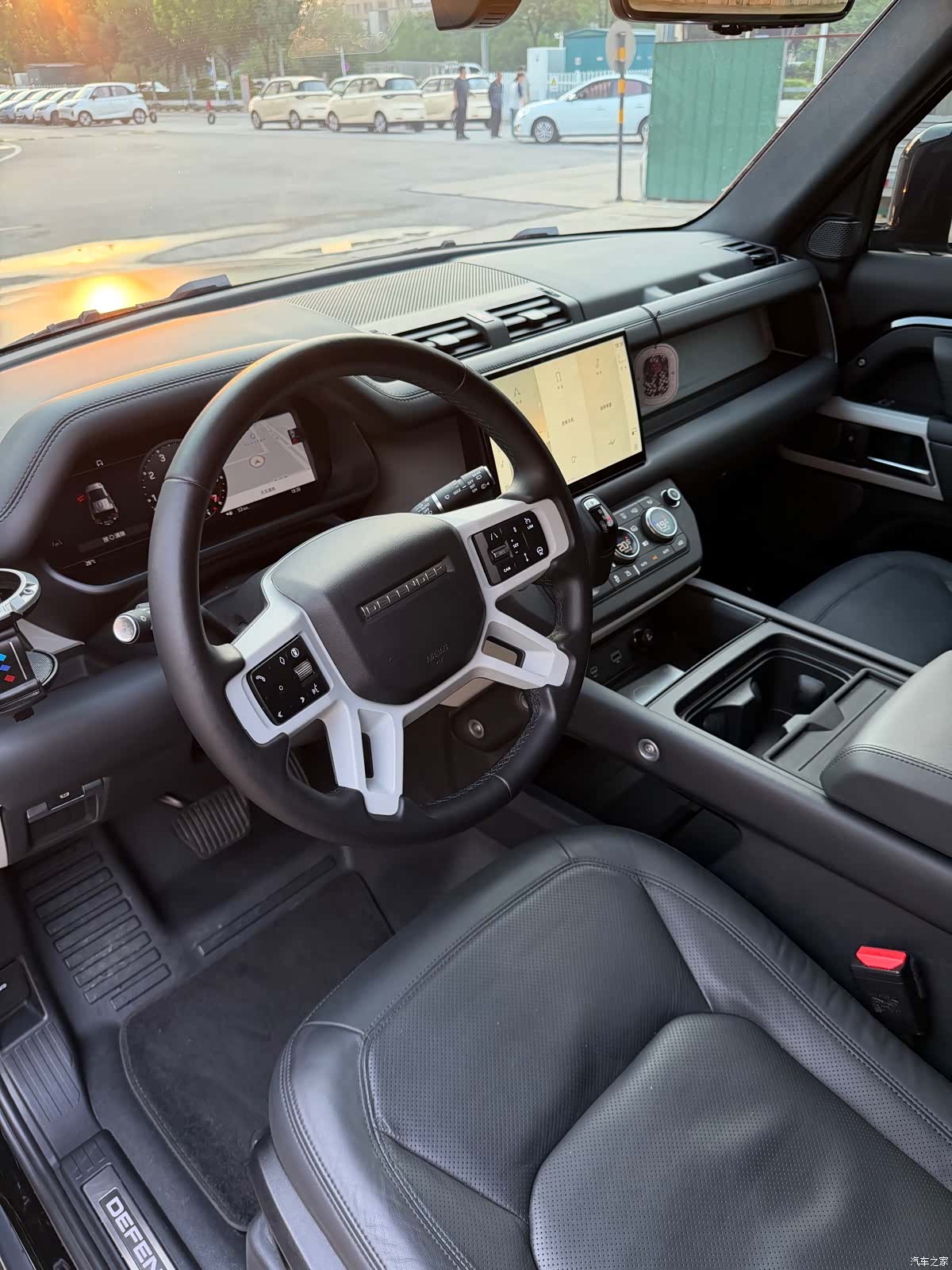 Land Rover Defender, 2023 9