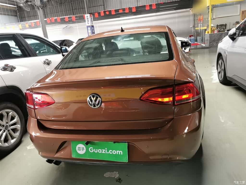 Volkswagen Lamando, 2016 6