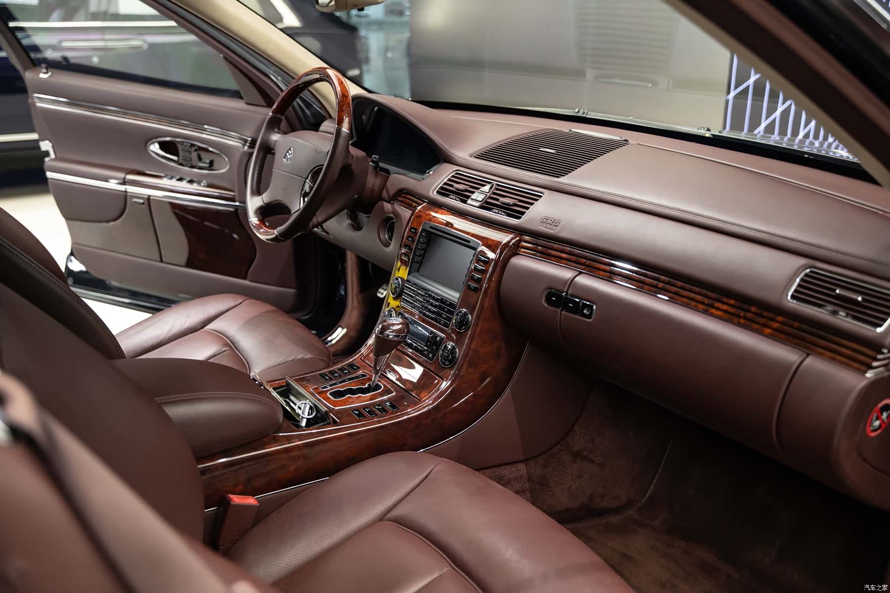 Maybach 62, 2011 4