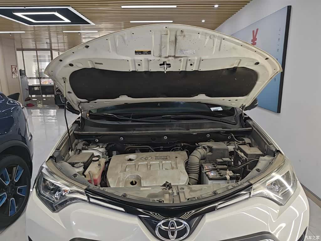 Toyota RAV4, 2019 20