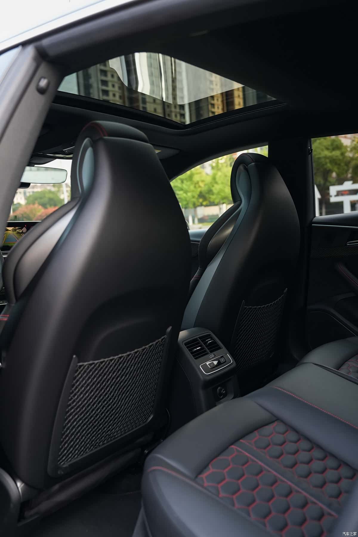 Audi RS, 2020 15