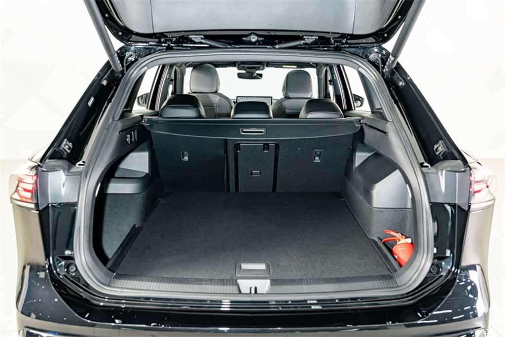 Volkswagen Tiguan L, 2025 25
