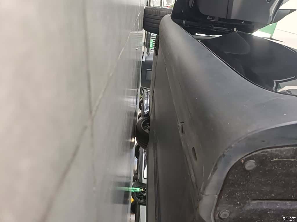 Tesla Model Y, 2023 22