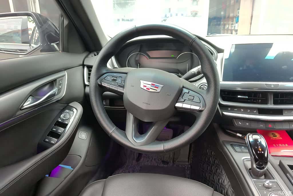 Cadillac CT5, 2022 15