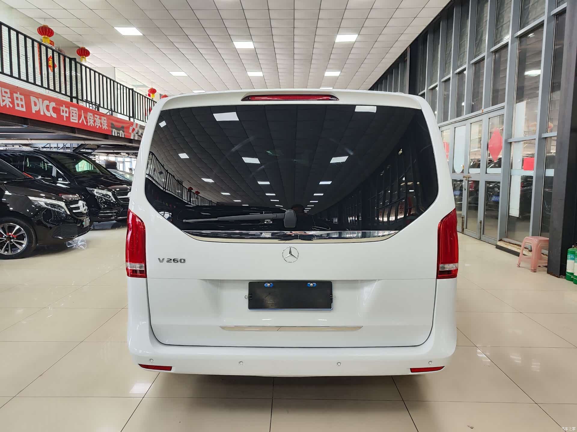 Mercedes-Benz V-Class, 2018 29
