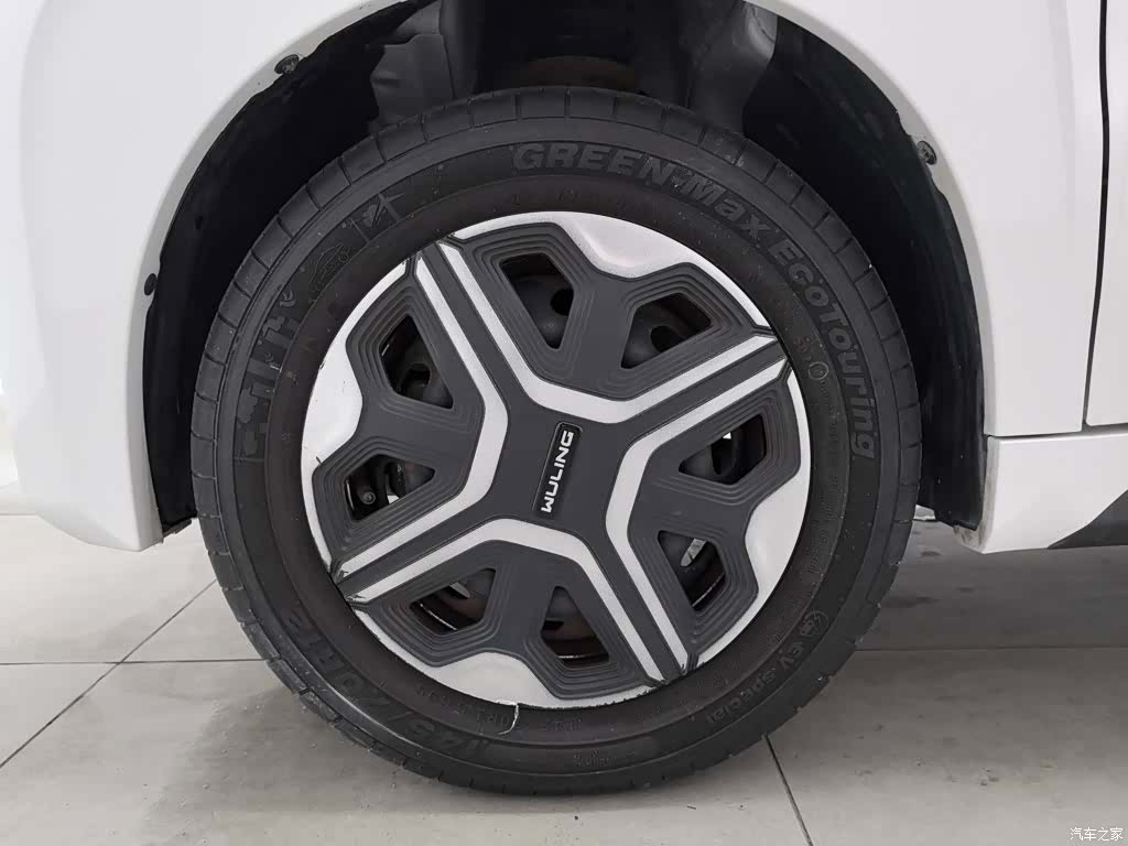 Wuling NanoEV, 2022 17