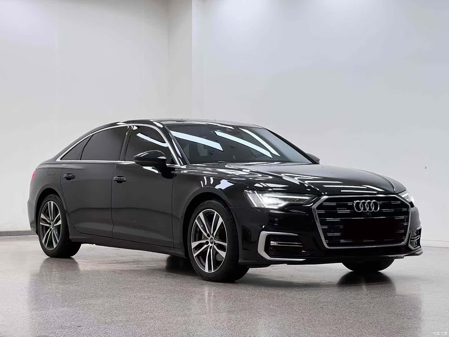 Audi A6L, 2025 3