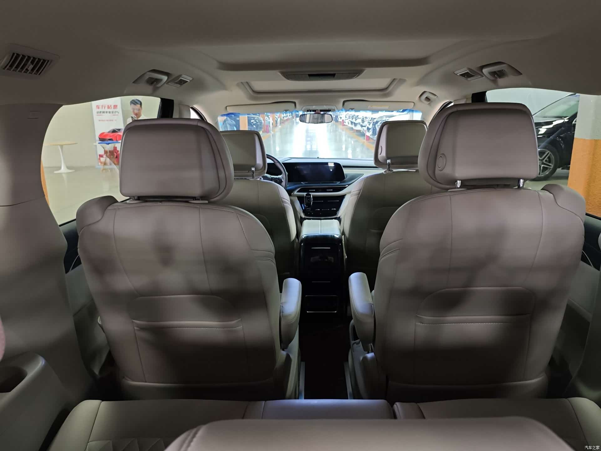 Buick GL8, 2024 8