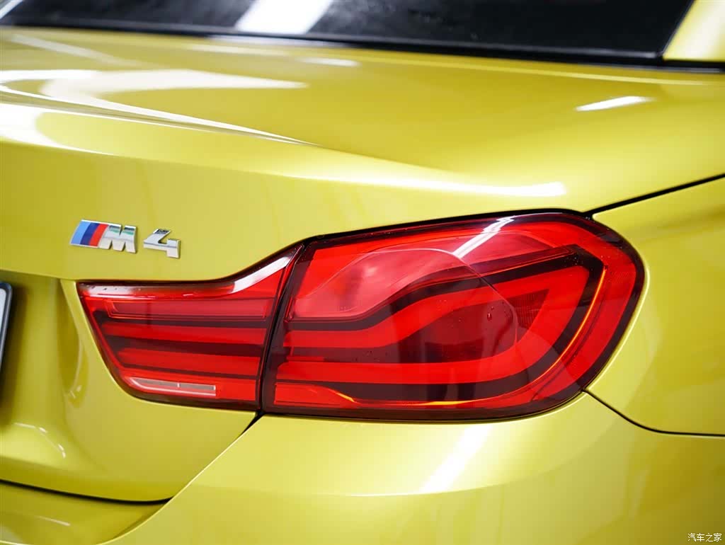 BMW M4, 2018 все фото