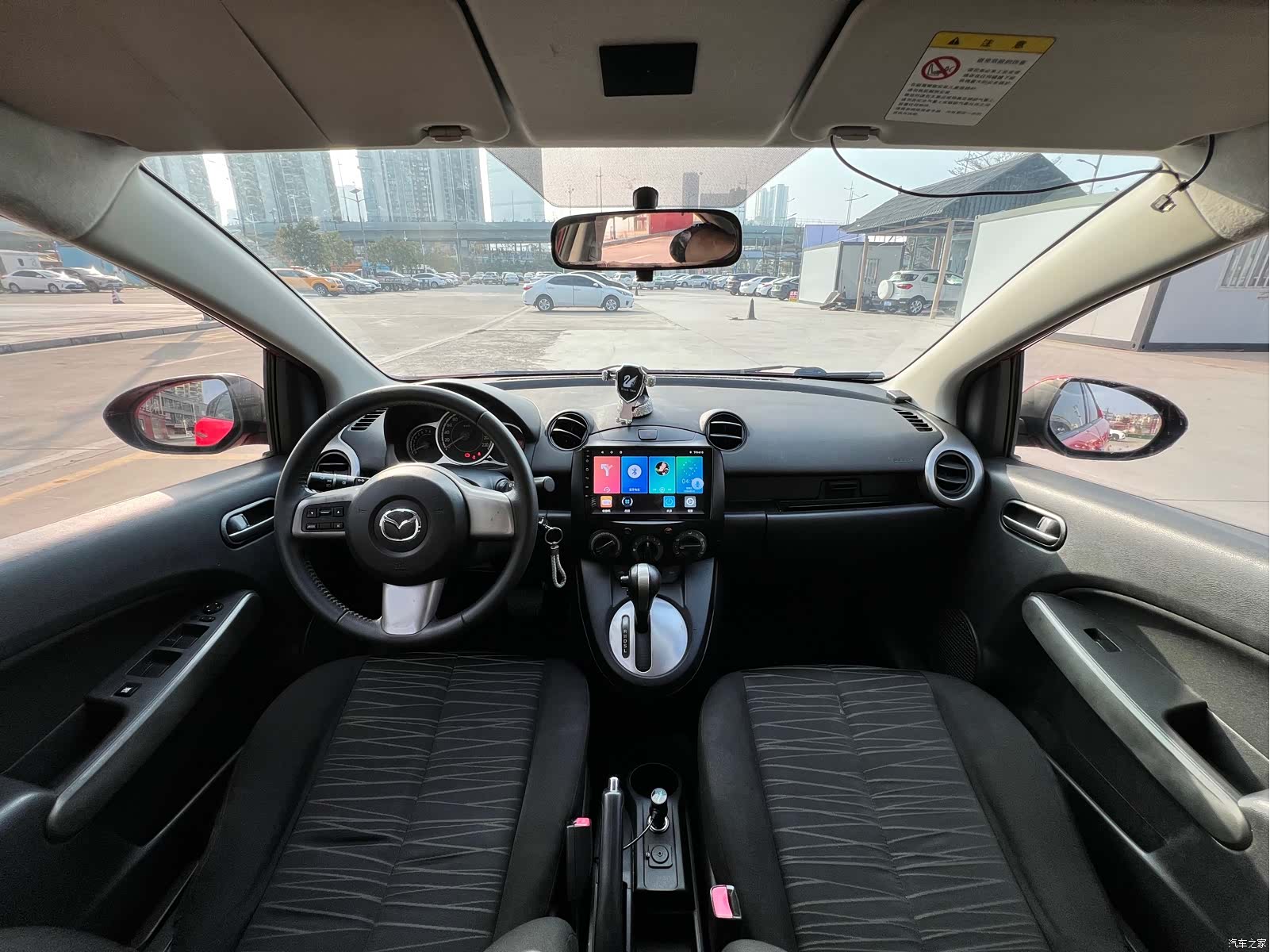 Mazda 2, 2012 8