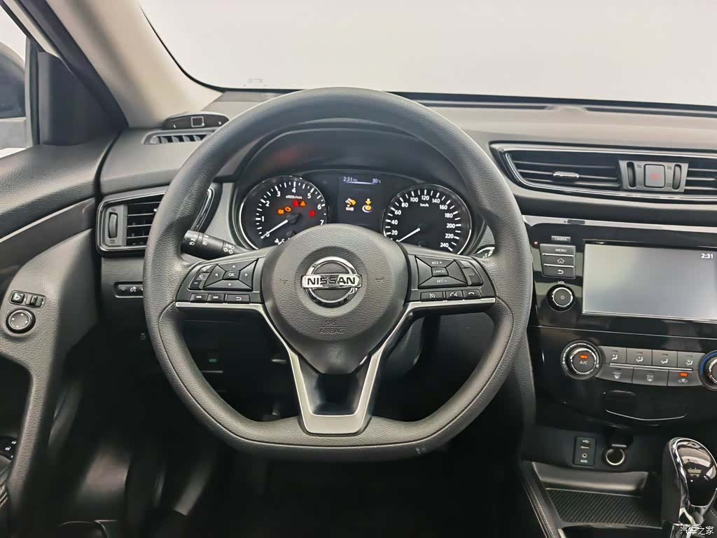 Nissan X-Trail, 2018 11