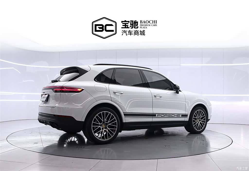 Porsche Cayenne, 2024 3