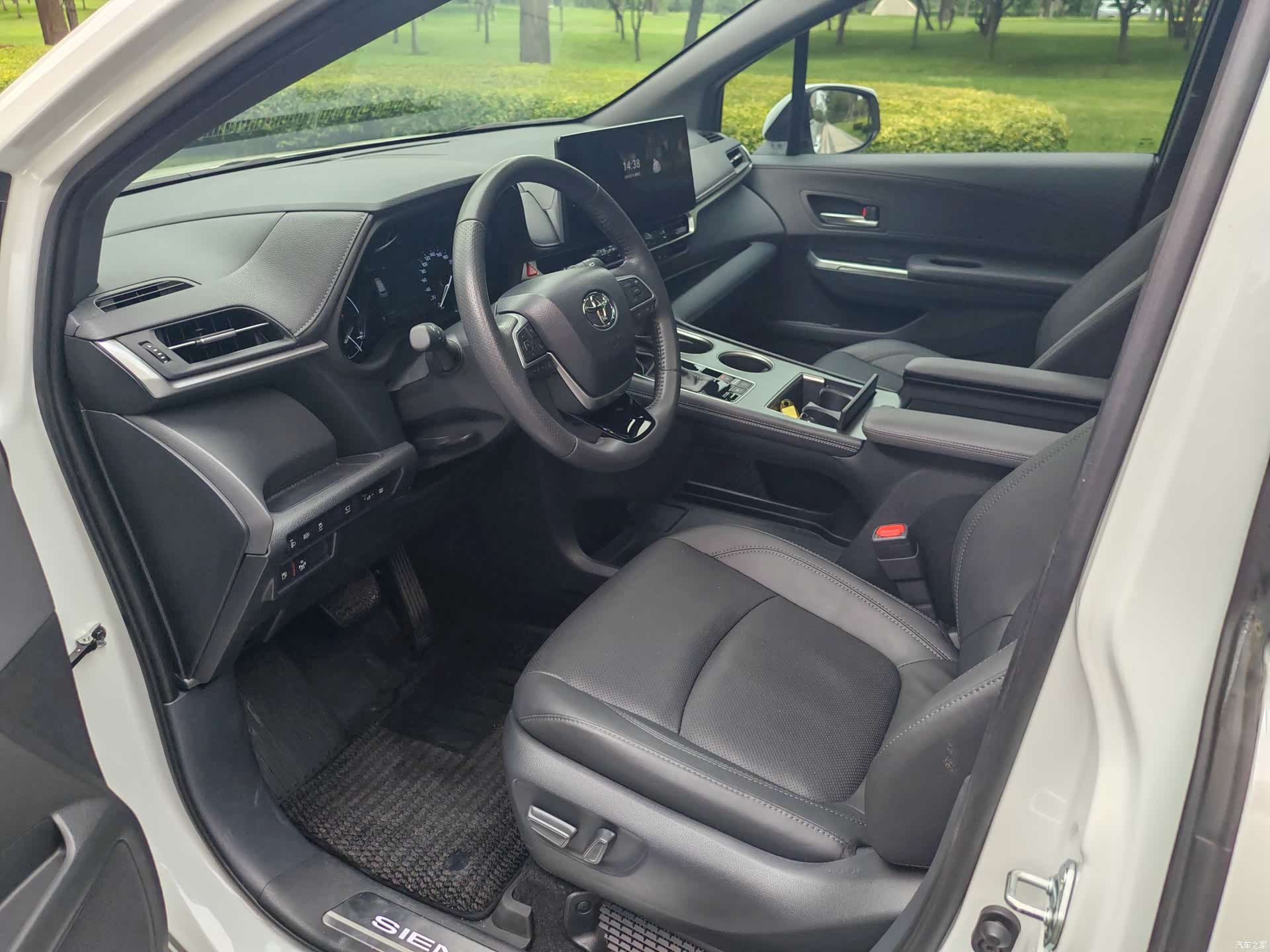 Toyota Sienna, 2024 8