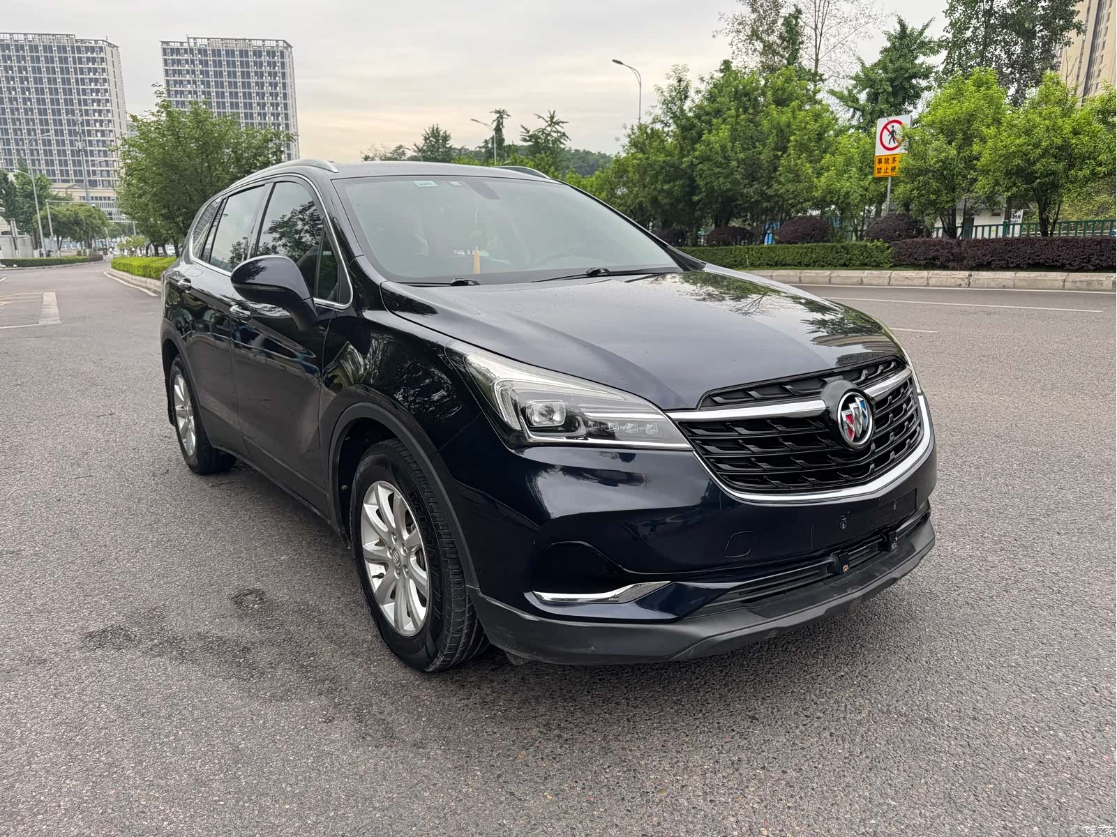 Buick Envision Plus, 2020 3