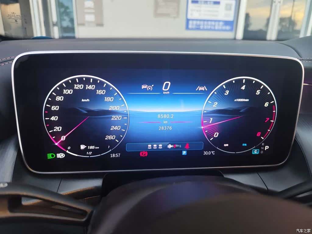 Mercedes-Benz GLC, 2025 4