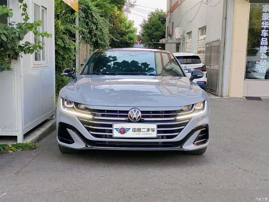 Volkswagen CC, 2025 2