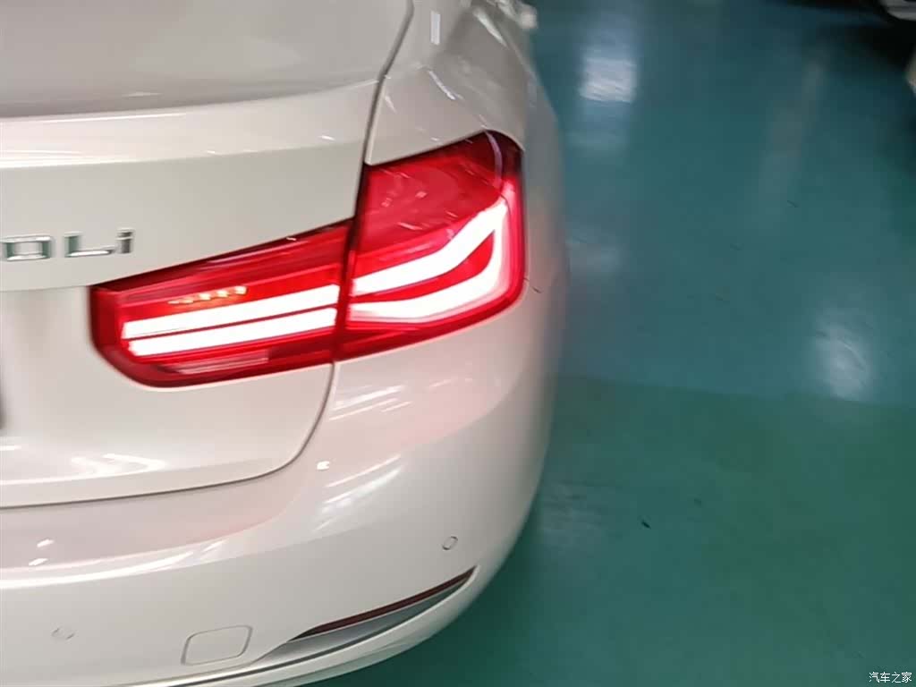 BMW 3 Series, 2018 8