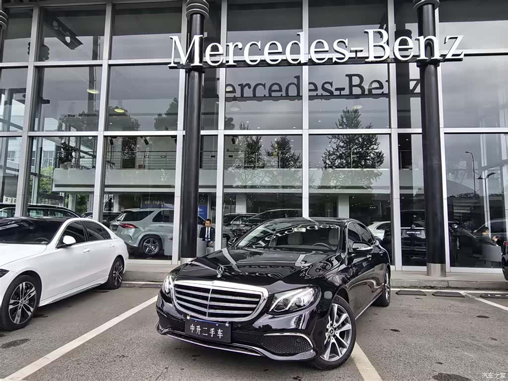 Mercedes-Benz E-Class, 2020 1