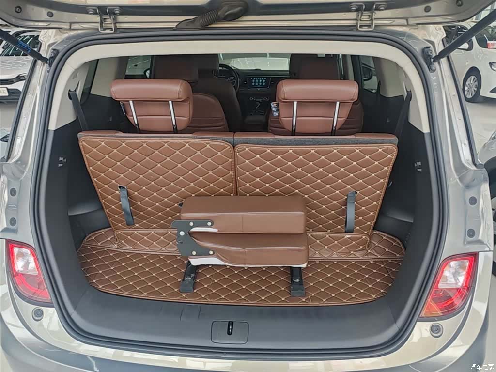 Buick GL6, 2018 19