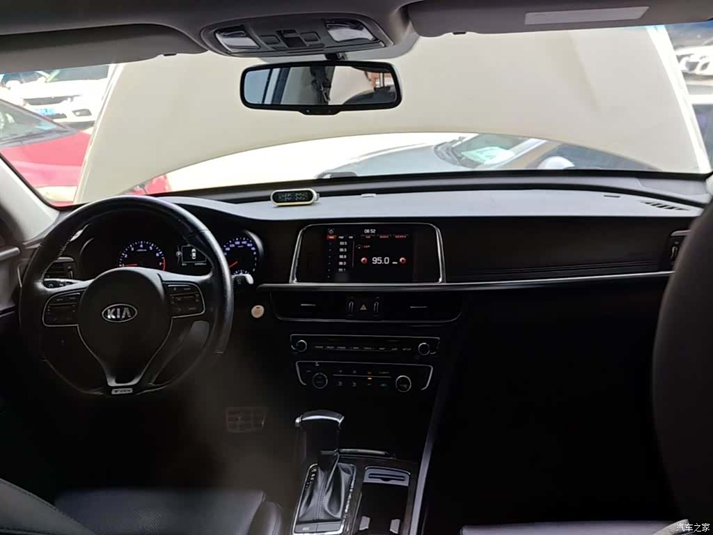 Kia K5, 2017 10