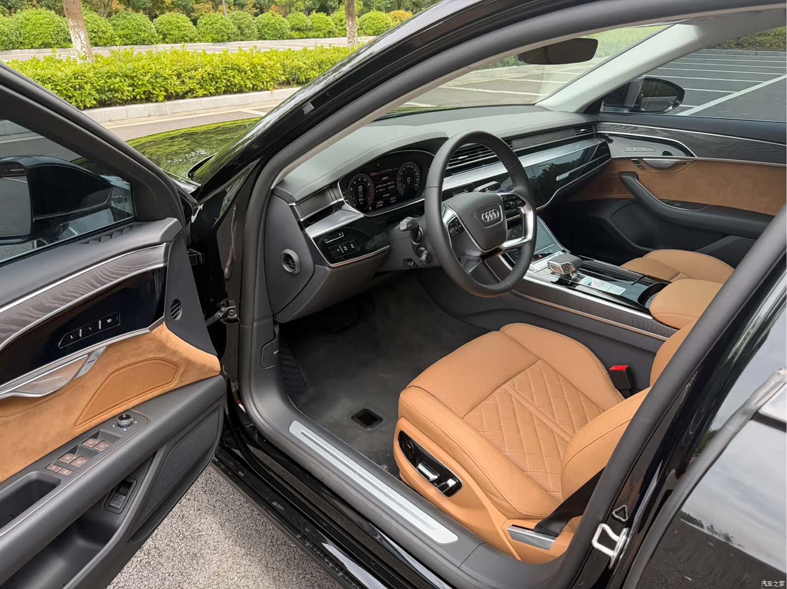 Audi A8L, 2022 9