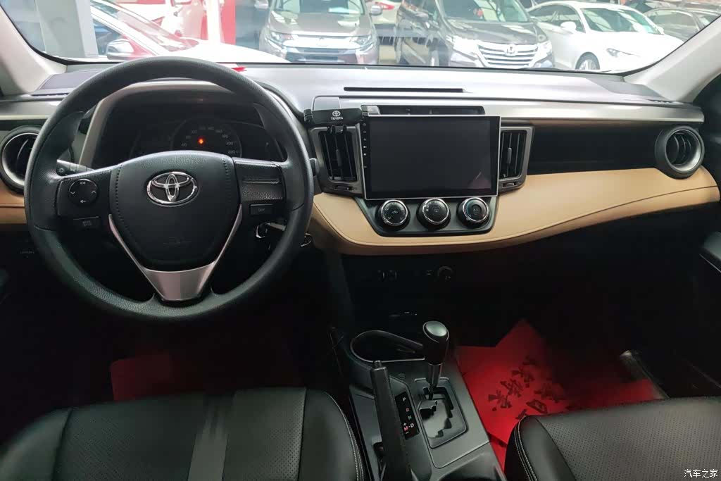 Toyota RAV4, 2017 12