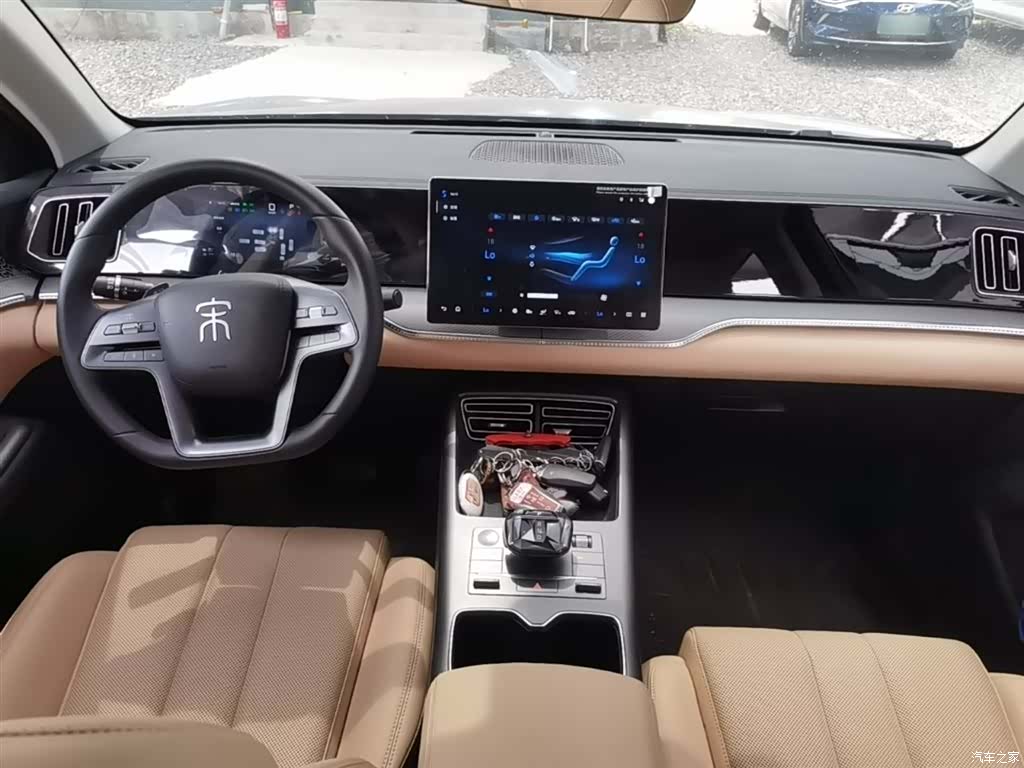 BYD Song, 2025 10