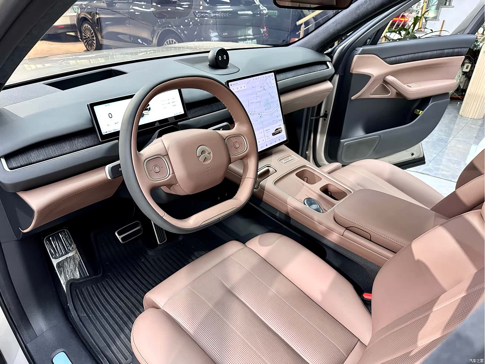NIO ES8, 2023 9