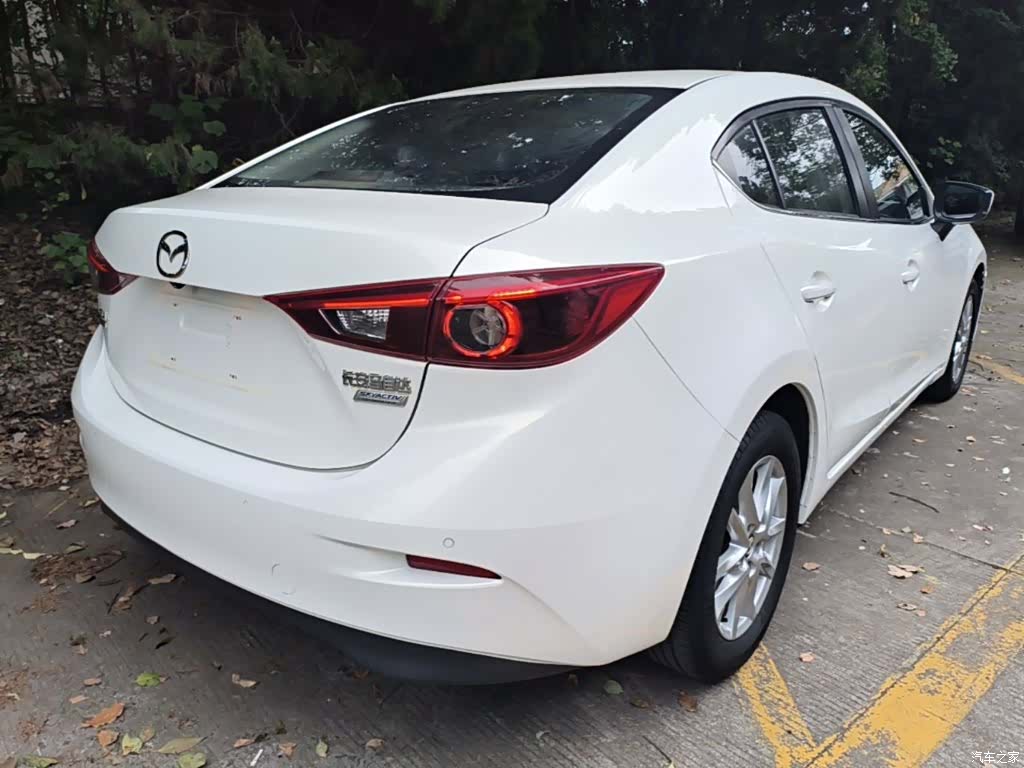 Mazda Mazda3, 2017 8