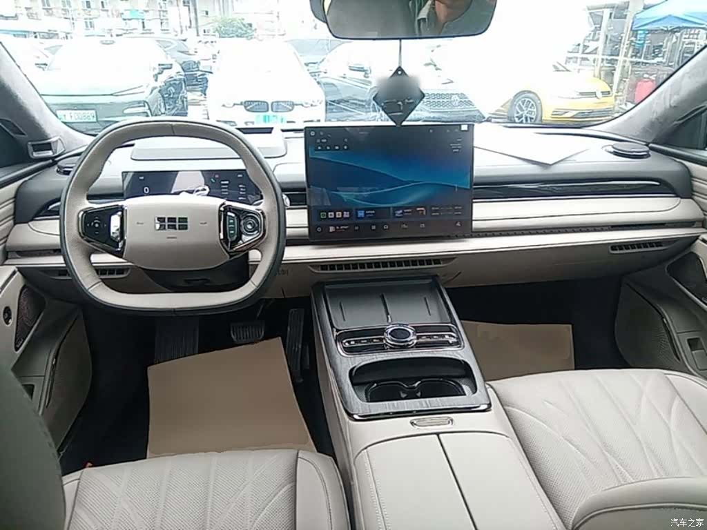 Geely 8, 2025 10