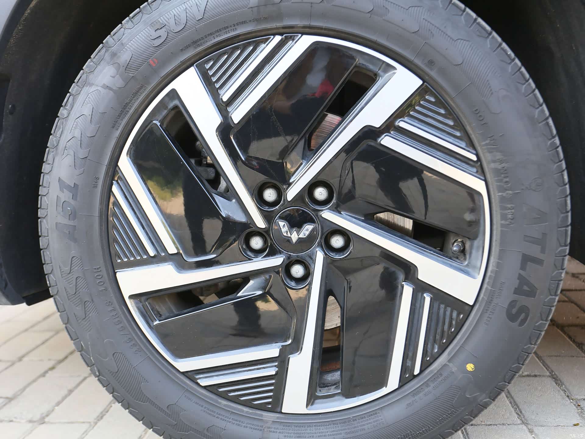 Wuling Starlight, 2024 13